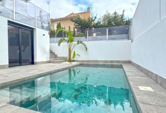 Chalet - Segunda Mano - Torrevieja - 123M-75056