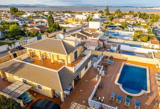 Chalet - Segunda Mano - TORREVIEJA - LOS BALCONES - LOS ALTOS