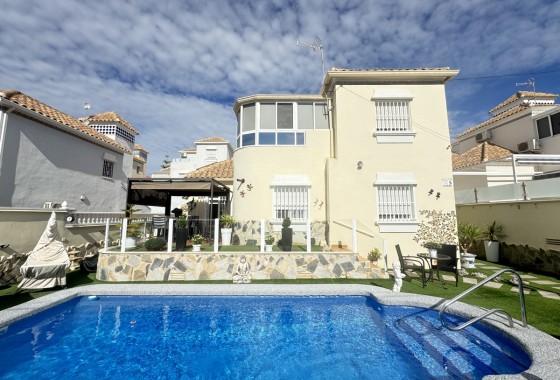 Chalet - Segunda Mano - Villamartin - Villamartin