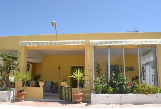 country house - Resale - Hondón de las Nieves - 123O-83998