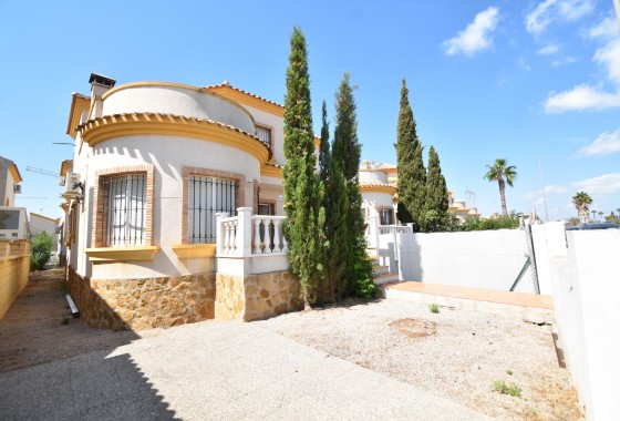 Detached Villa - Resale - Los Montesinos - La Herrada