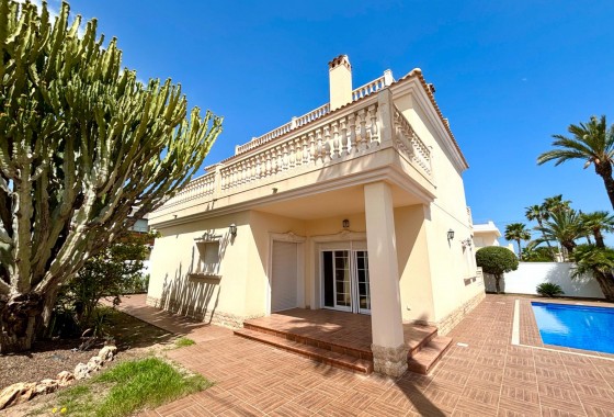 Detached Villa - Resale - Orihuela Costa - Costa Blanca