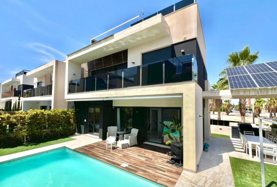 Detached Villa - Resale - Orihuela Costa - Lomas de Cabo Roig