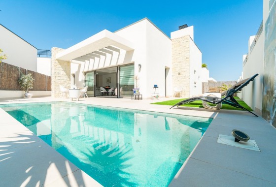 Detached Villa - Resale - Orihuela Costa - Villamartin Golf