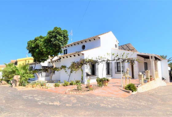 Detached Villa - Resale - Orihuela costa - Villamartín