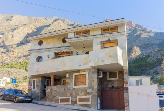 Detached Villa - Resale - Redován - Redován