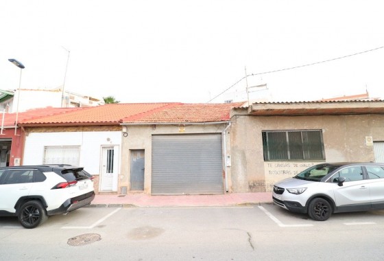 Detached Villa - Resale - Torrevieja - 123Y-88224