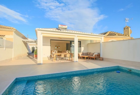 Detached Villa - Resale - Torrevieja - Costa Blanca