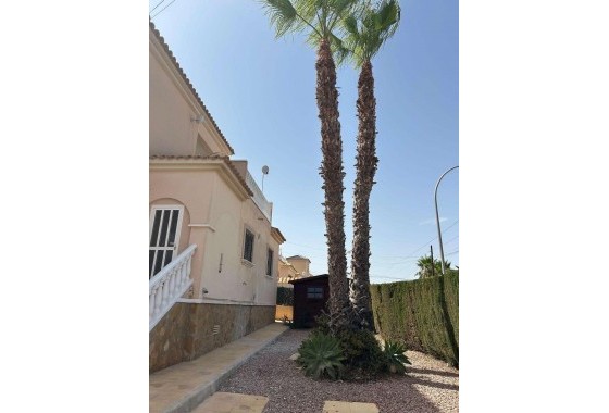 Detached Villa - Resale - Torrevieja - La siesta