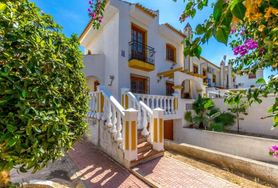 Detached Villa - Resale - Torrevieja - Los altos