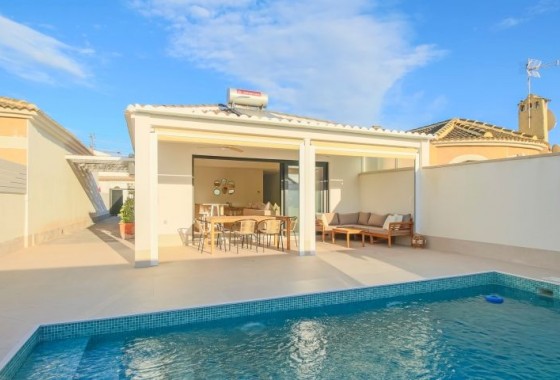 Detached Villa - Resale - Torrevieja - Torrevieja