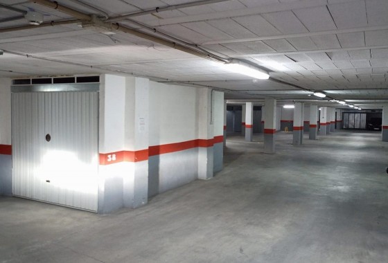 Garaje - Segunda Mano - Torrevieja - 123I-53771