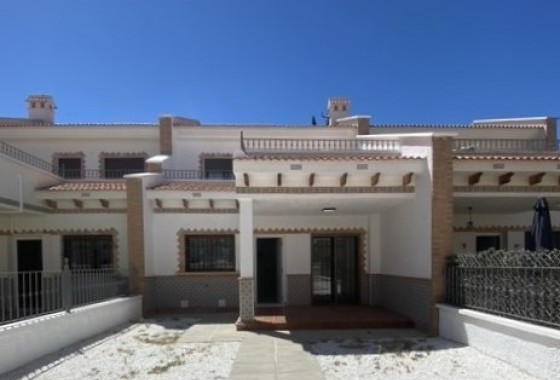 House - Townhouse - Revente - San Miguel de Salinas - 123X035