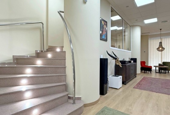 Local - Segunda Mano - Torrevieja - 123M-58856