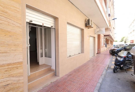 Local - Segunda Mano - Torrevieja - 123Y-43463