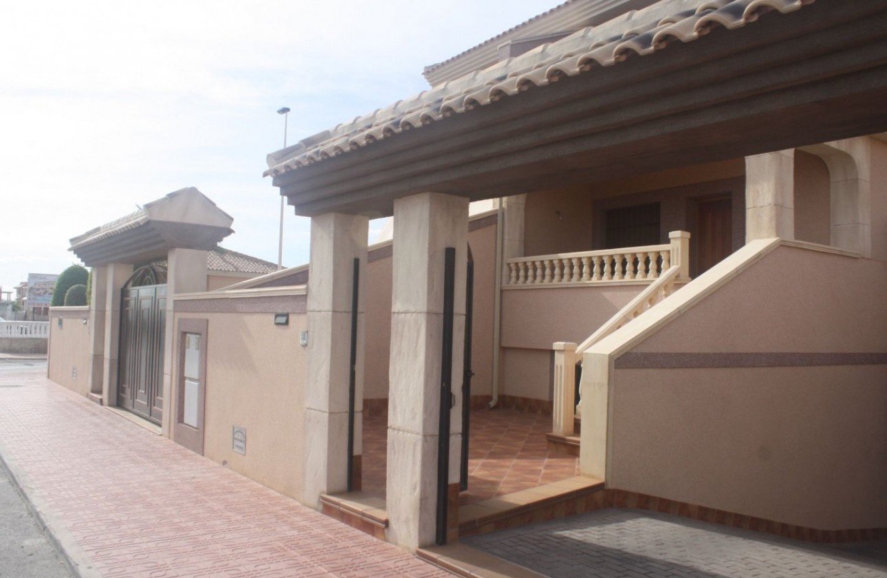 Nouvelle construction - Maison mitoyenne - Torrevieja - Los altos