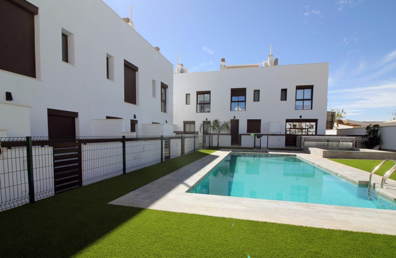 Obra nueva - Chalet - Pilar de la Horadada - El Pilar de la Horadada