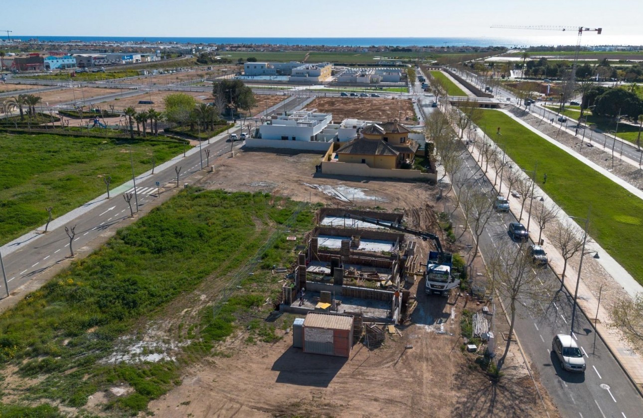 Obra nueva - Chalet - Pilar de la Horadada - pueblo