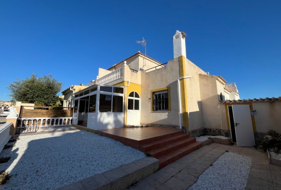 Quad House - Segunda Mano - Punta Prima - Serena