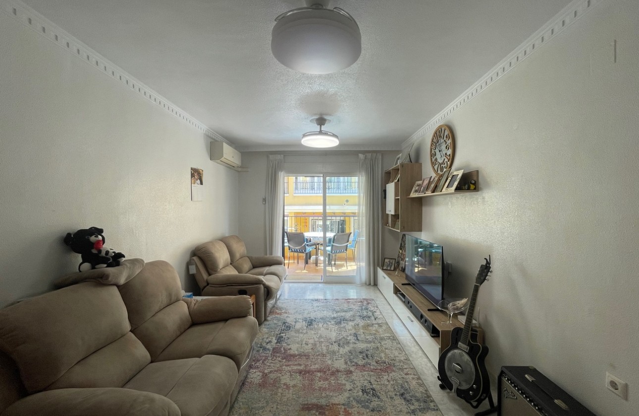 Resale - Apartamento - Algorfa