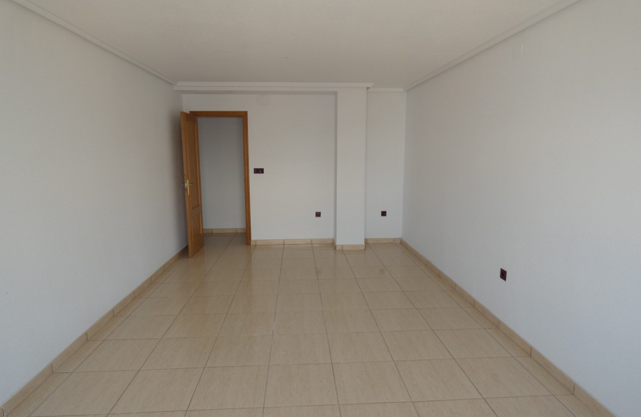 Resale - Apartment - Algorfa