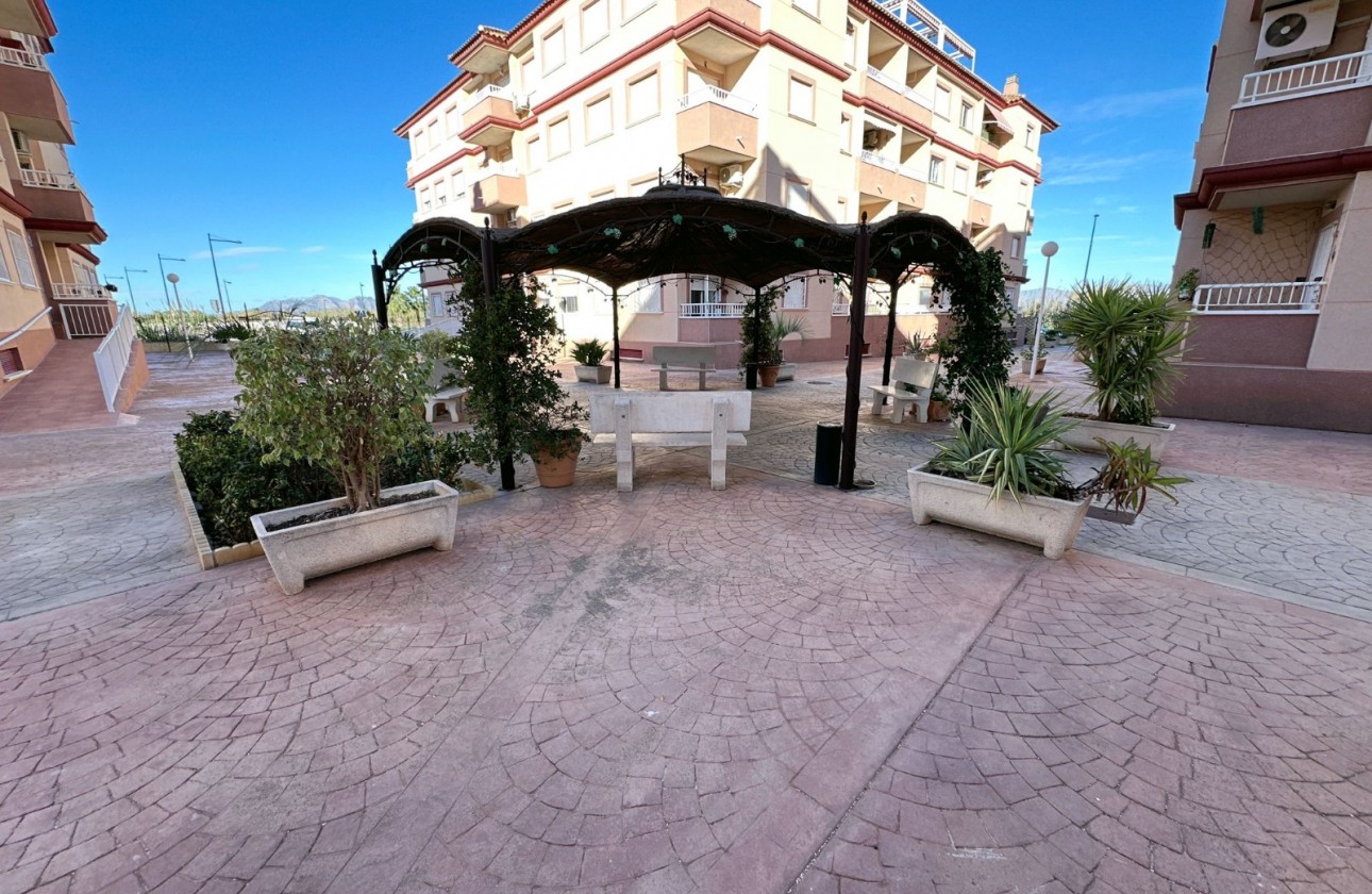 Resale - Apartment - Algorfa