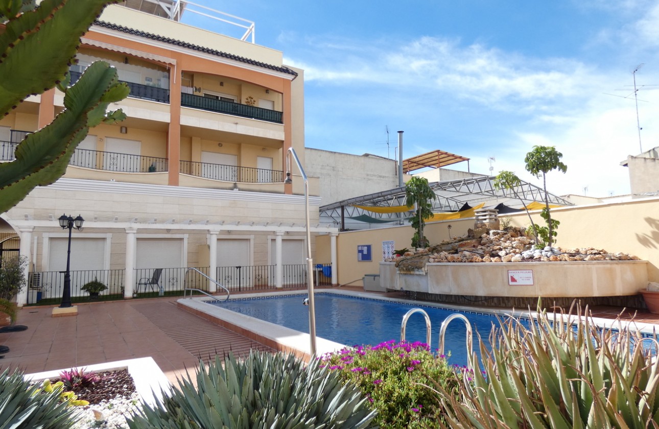 Resale - Apartment - Algorfa