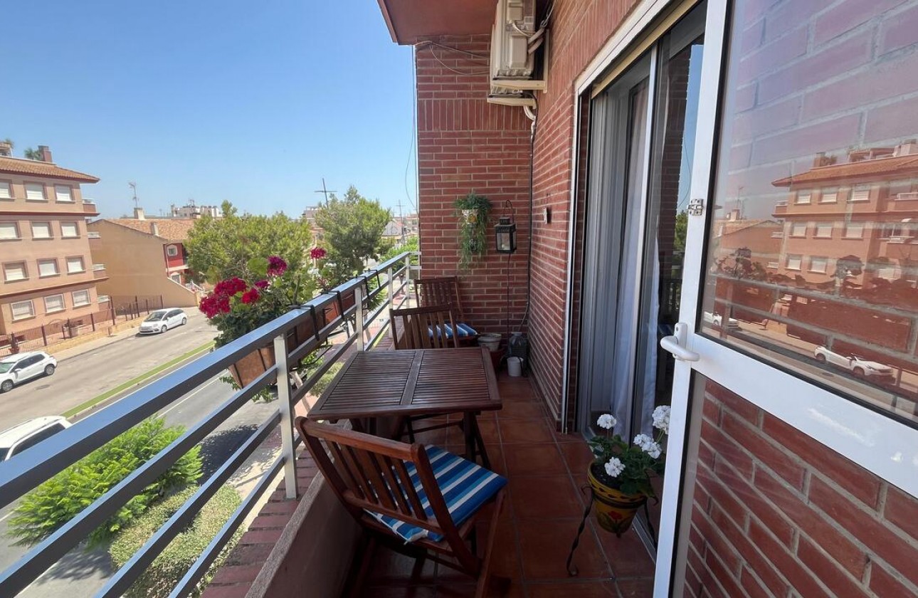 Resale - Apartment - Algorfa