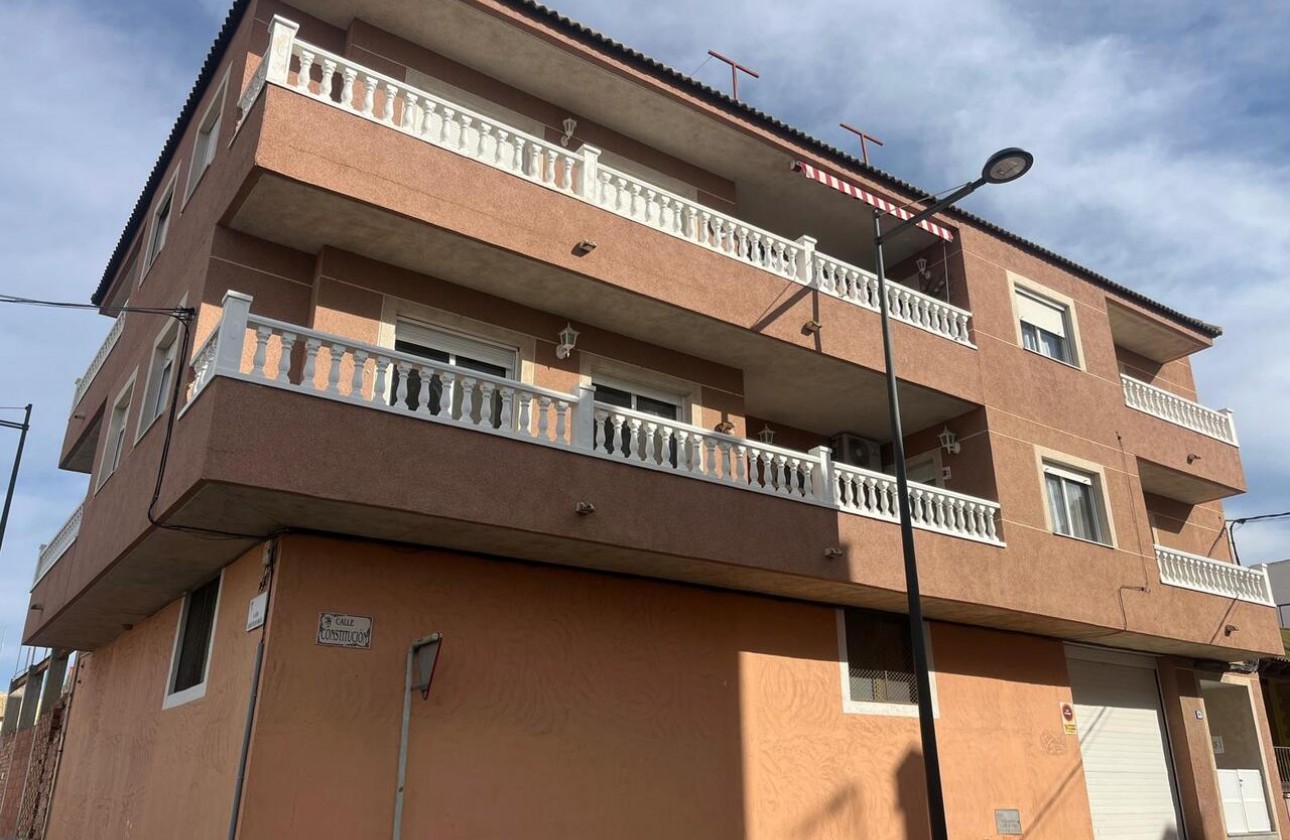 Resale - Apartment - Algorfa