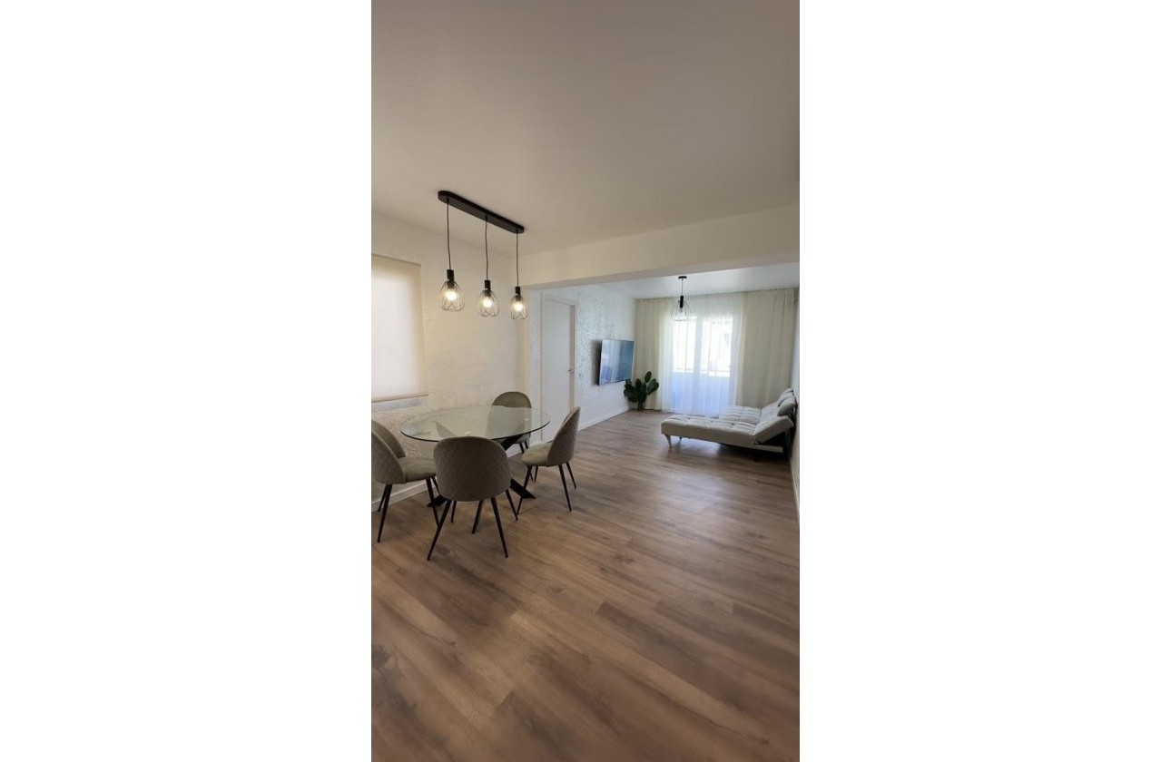 Resale - Apartment - Alicante - Los angeles