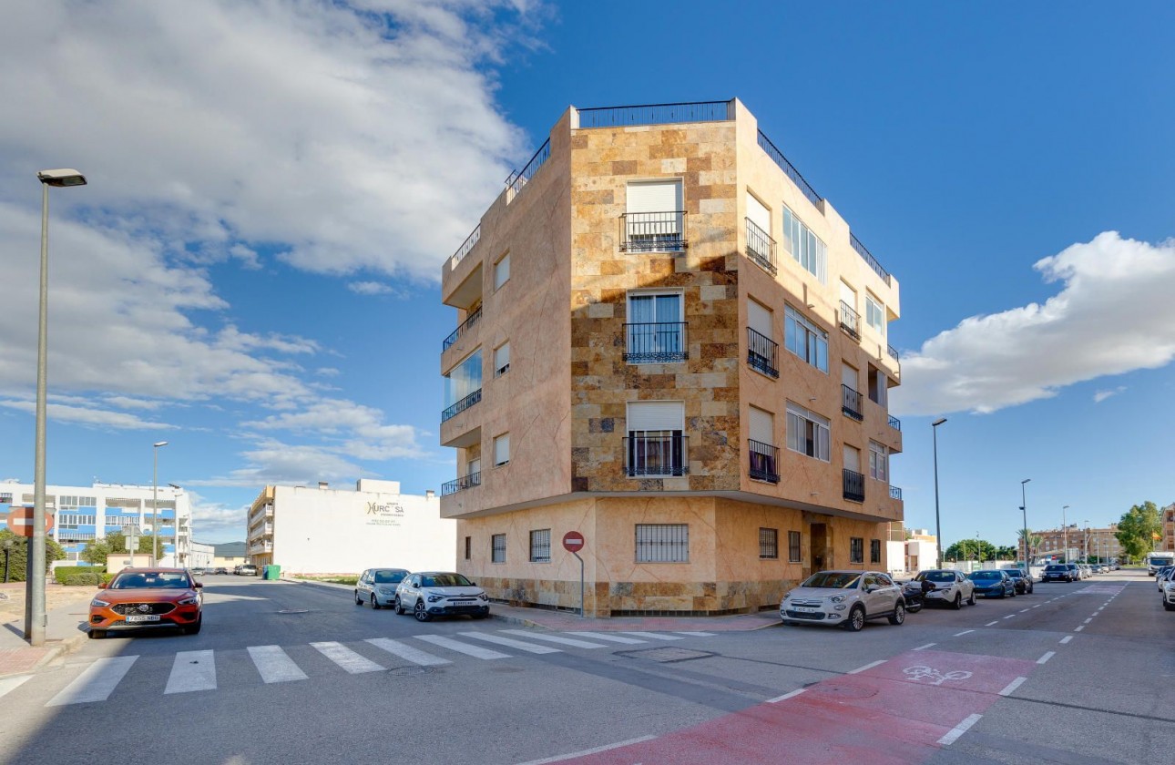 Resale - Apartment - Almoradí
