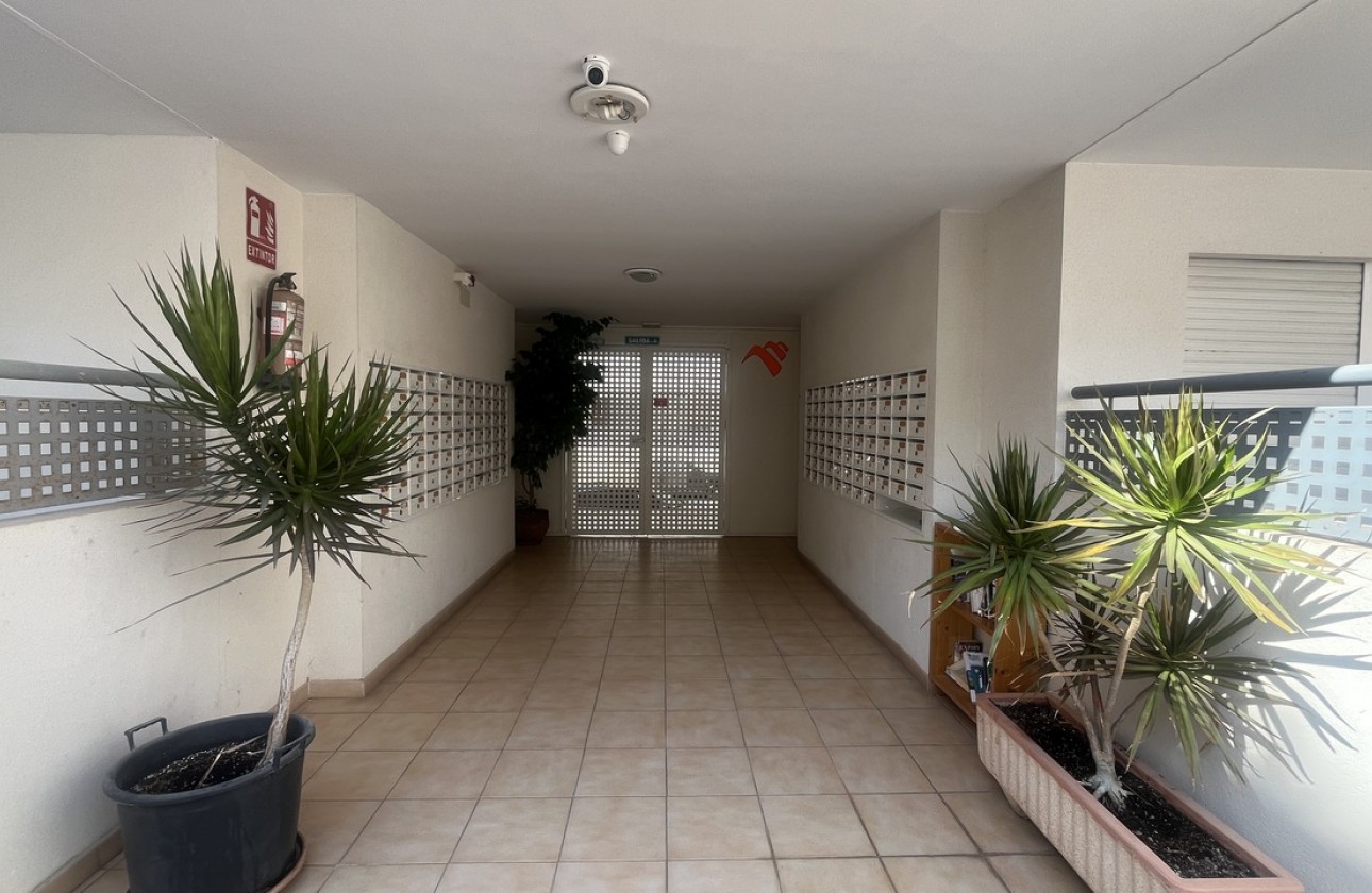 Resale - Apartment - Almoradí