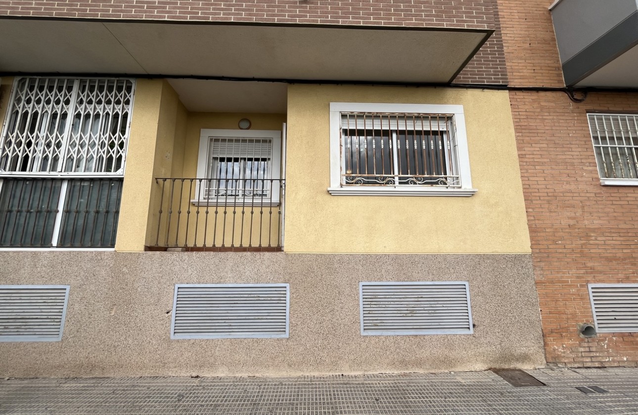 Resale - Apartment - Almoradí