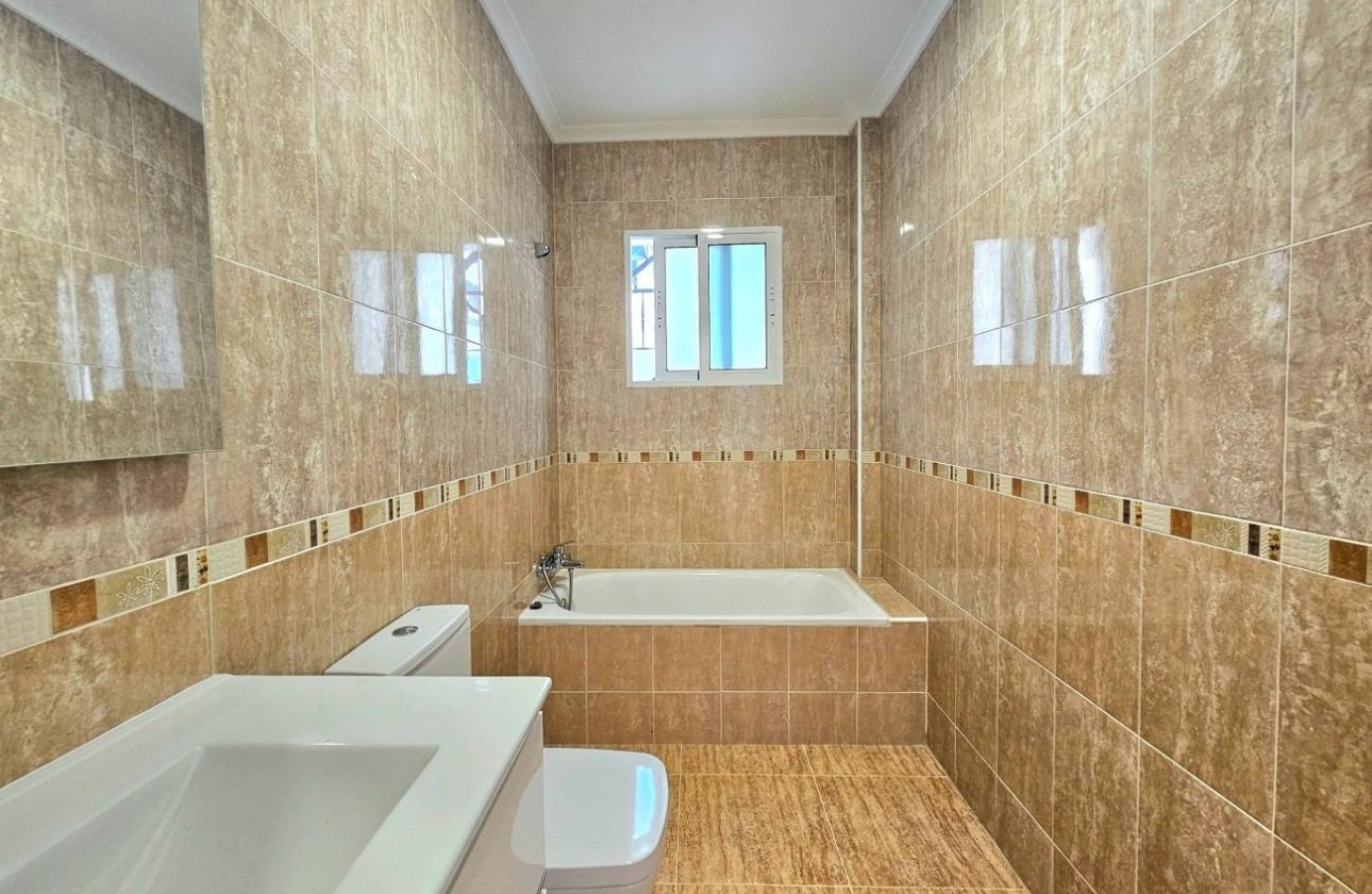 Resale - Apartment - Castalla - Comunidad valenciana