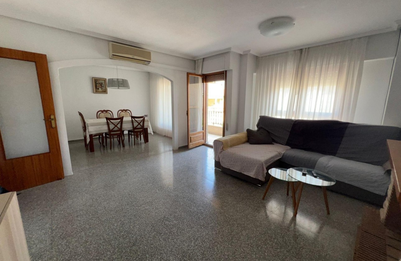 Resale - Apartment - Dolores - CENTRO