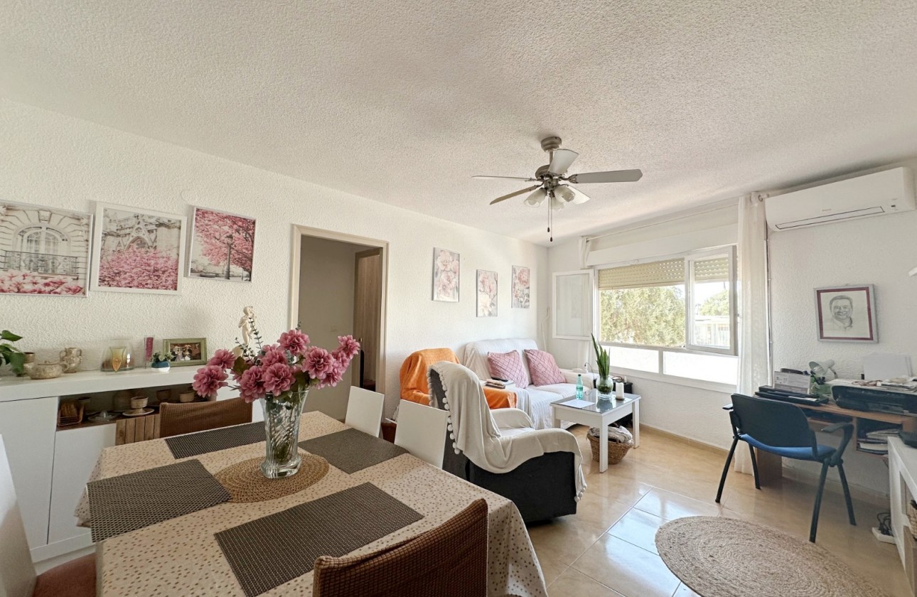 Resale - Apartment / Duplex - Torrevieja