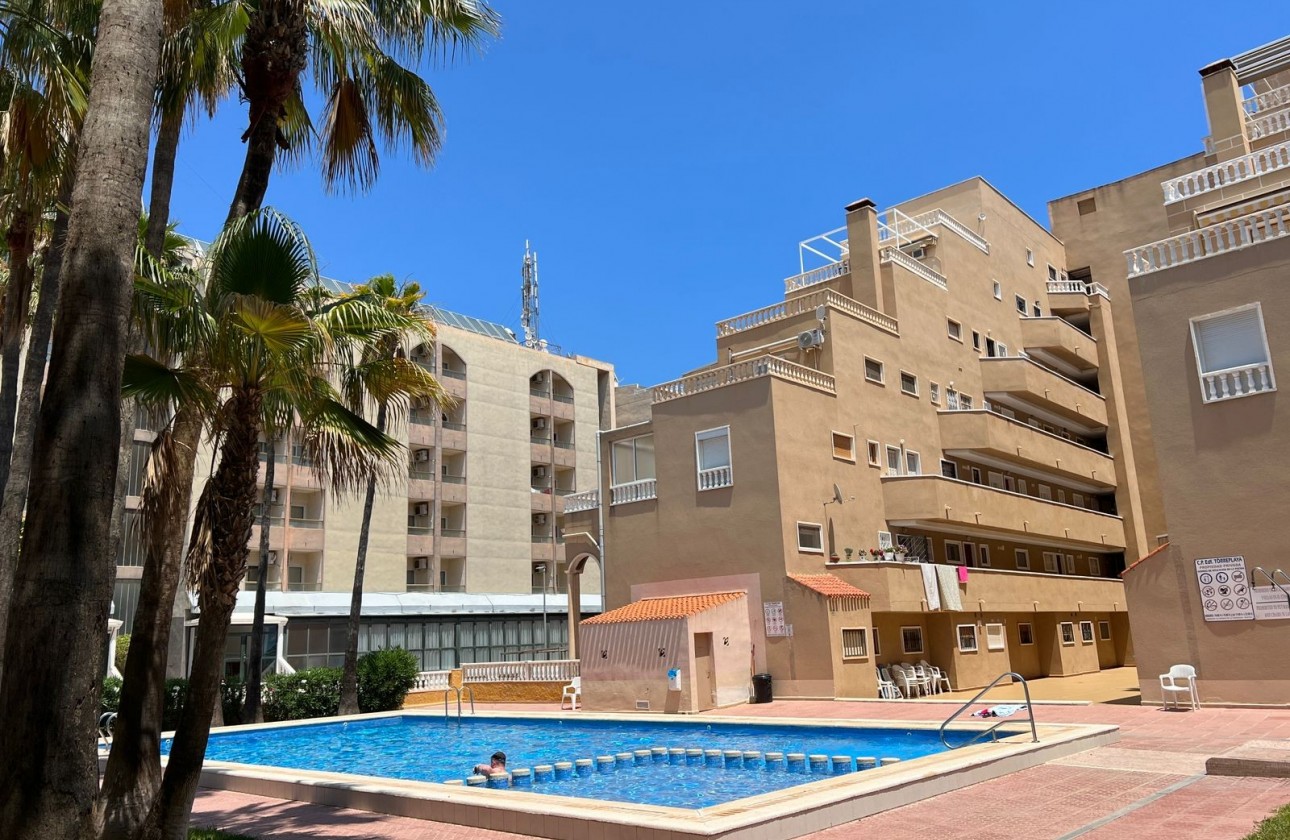 Resale - Apartment / flat - Punta Prima - Punta Prima Torrevieja