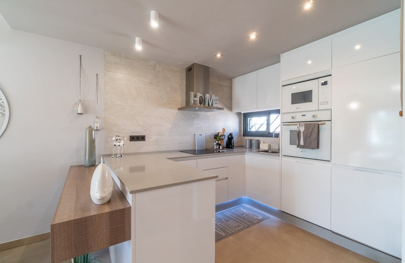 Resale - Apartment - Guardamar del Segura - El Raso