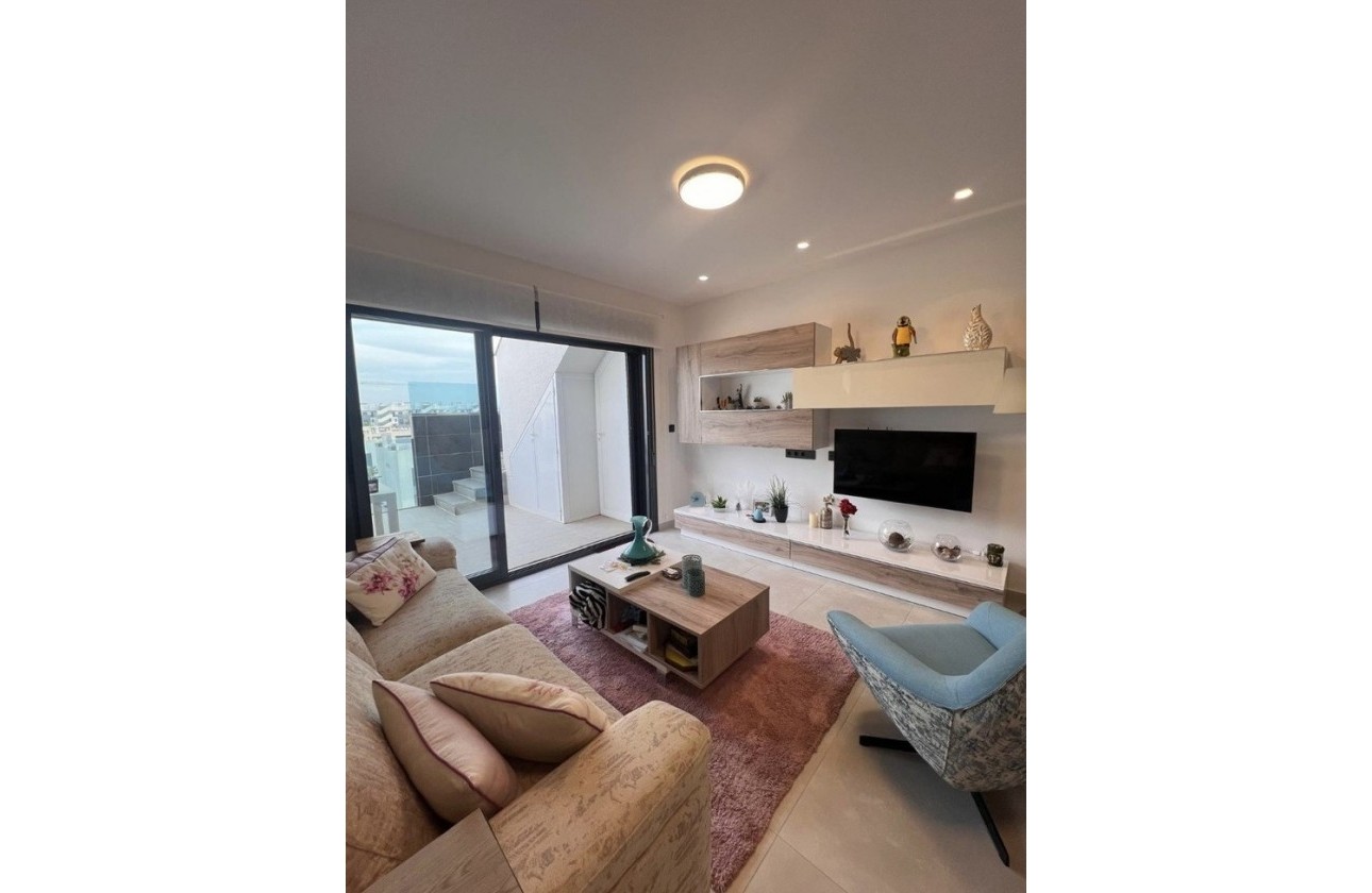 Resale - Apartment - Guardamar del Segura - EL RASO