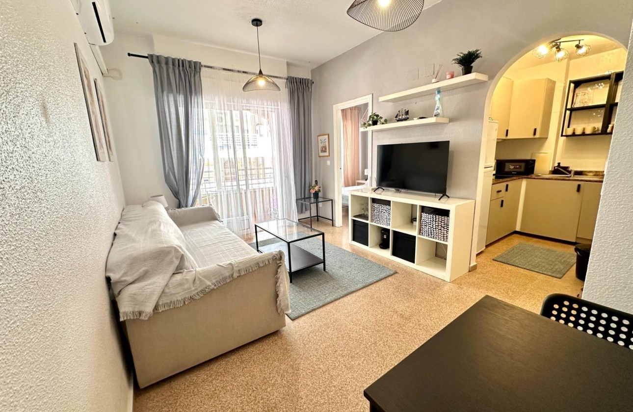 Resale - Apartment - Guardamar del Segura - Pueblo