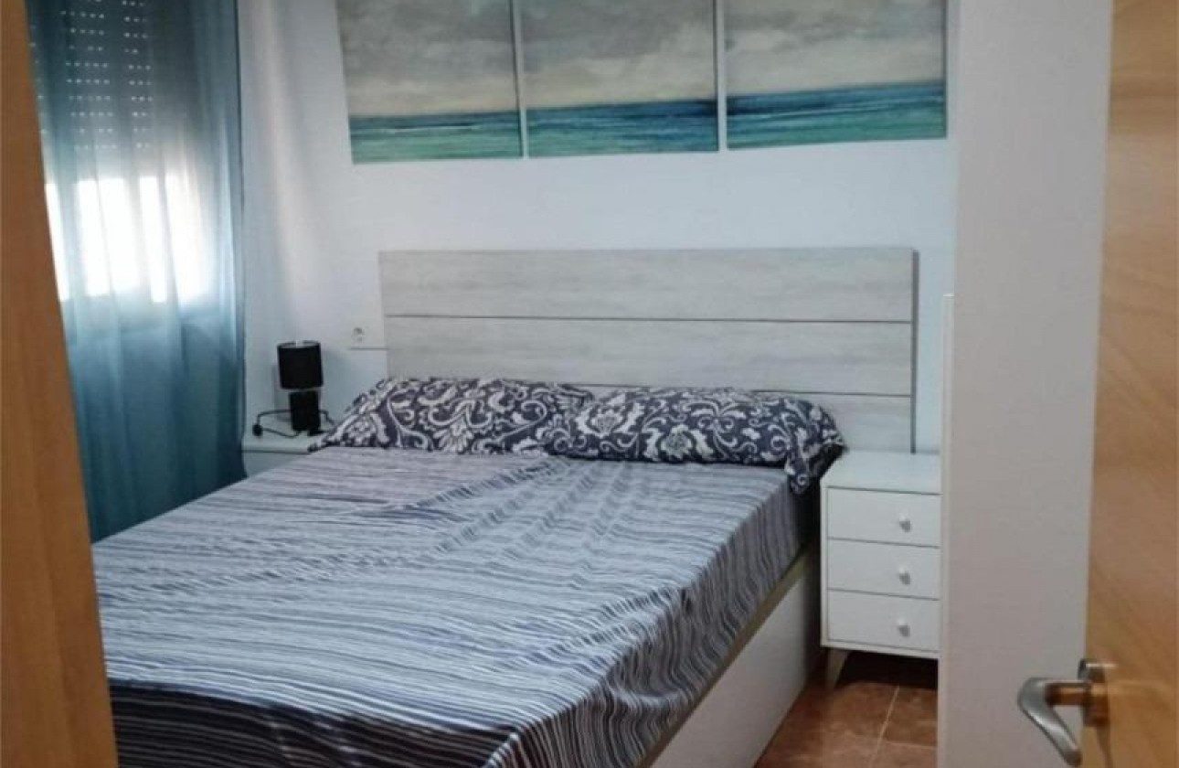 Resale - Apartment - Guardamar del Segura - Pueblo