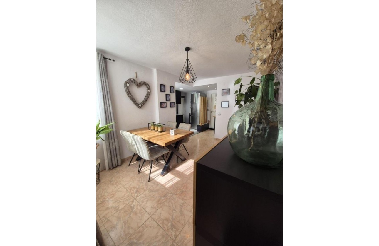 Resale - Apartment - l'Alfas del Pi - Pueblo