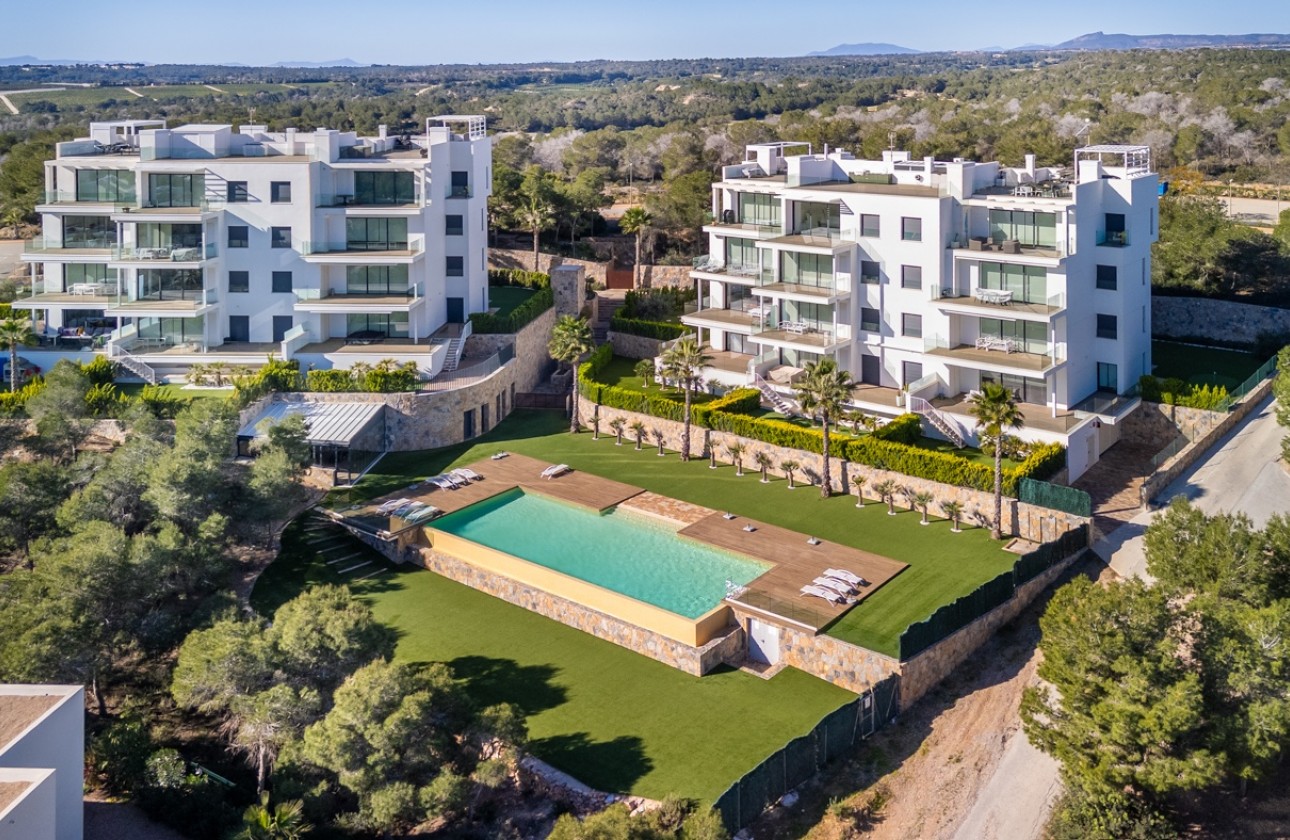 Resale - Apartment - Las Colinas Golf - Las Colinas Golf Resort