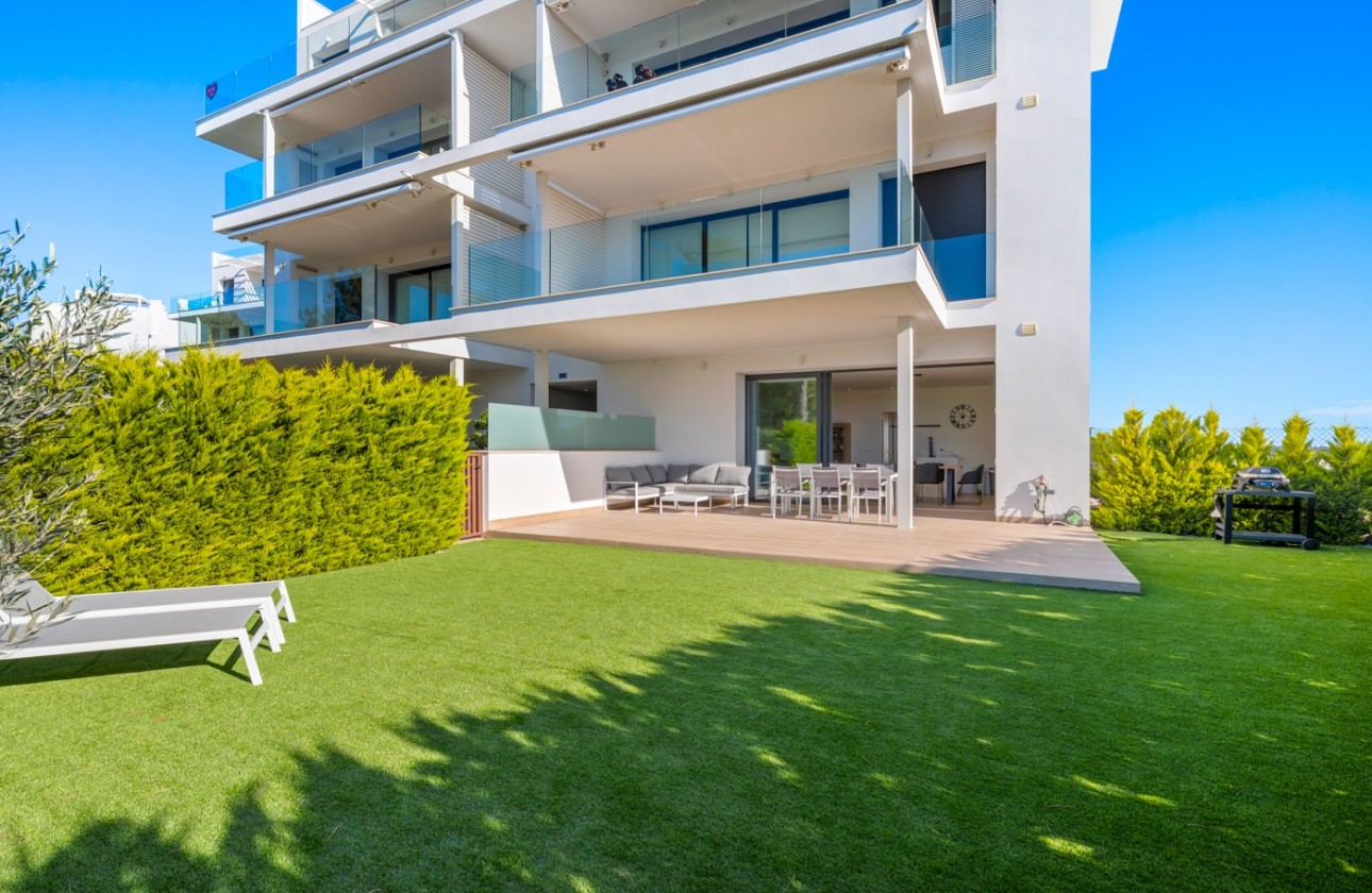 Resale - Apartment - Las Colinas Golf - Las Colinas Golf Resort