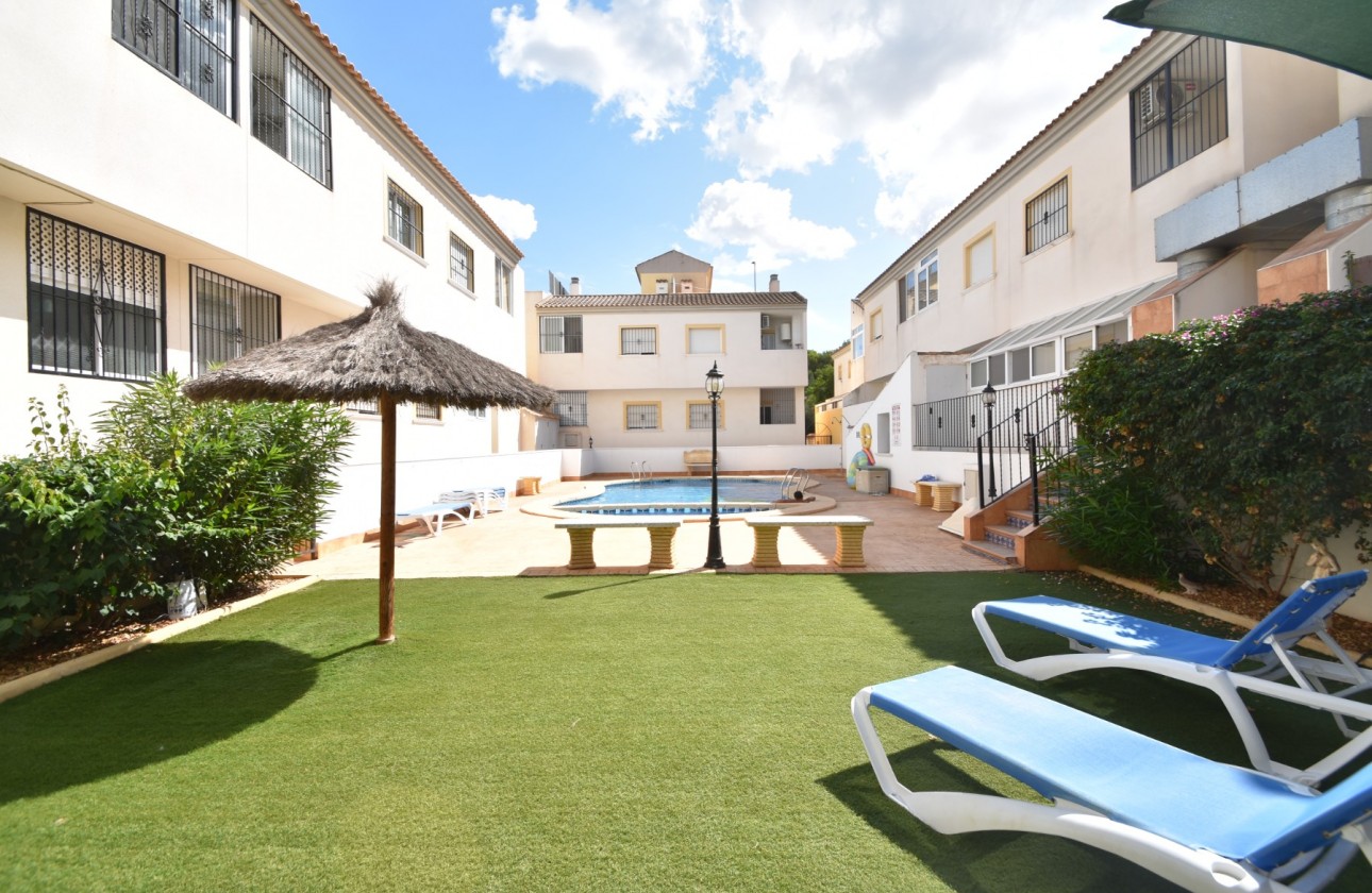 Resale - Apartment - Las Heredades - Heradades