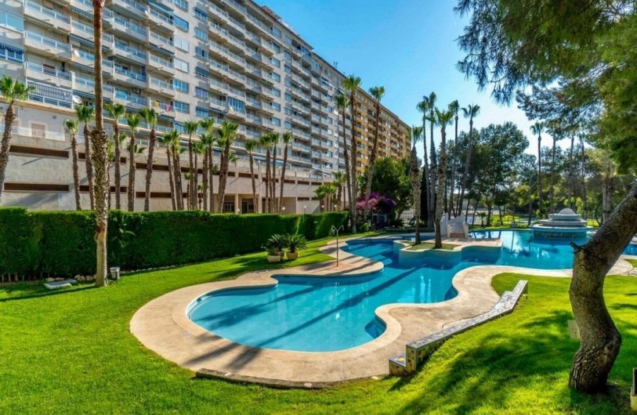 Resale - Apartment - Orihuela Costa - Altos de Campoamor