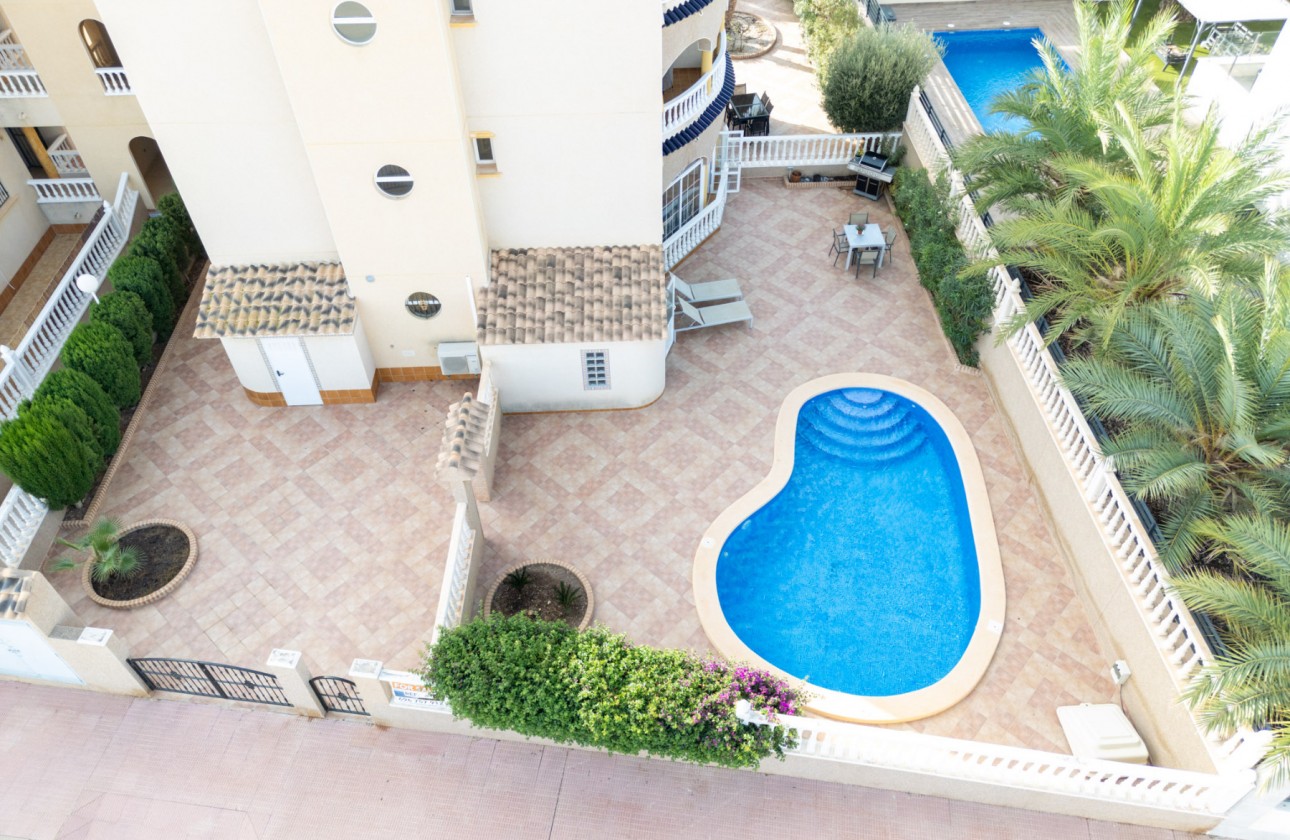 Resale - Apartment - Orihuela Costa - Cabo Roig