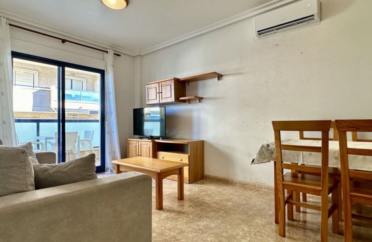 Resale - Apartment - Orihuela Costa - Cabo Roig