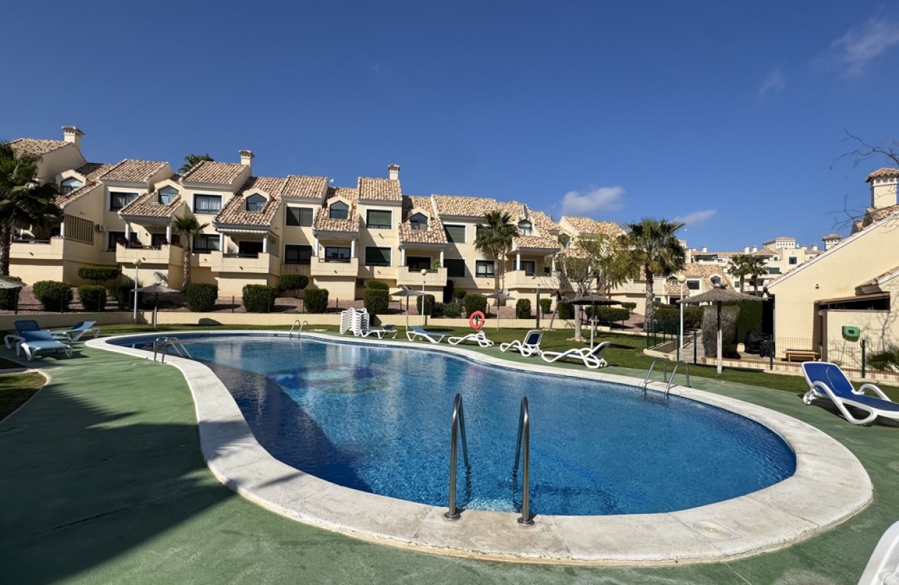 Resale - Apartment - Orihuela Costa - Campoamor Golf