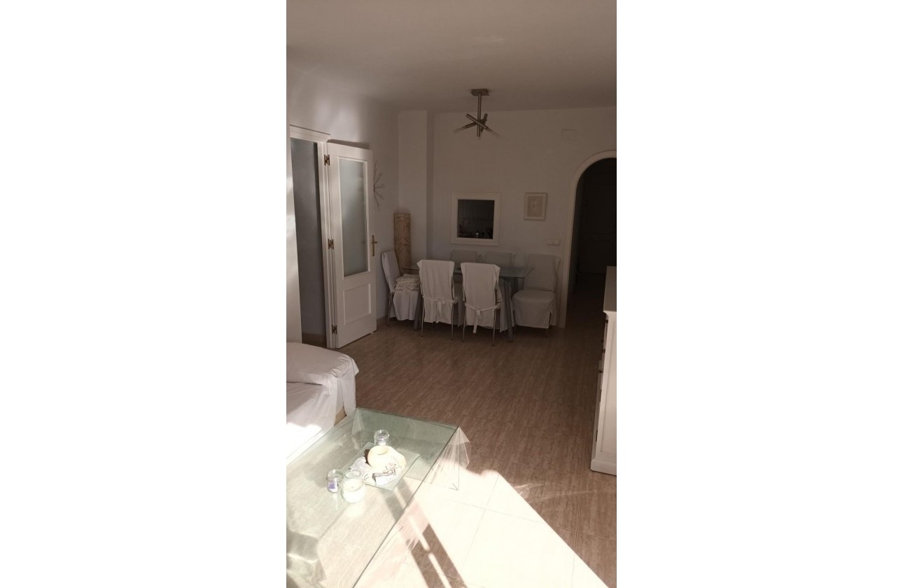 Resale - Apartment - Orihuela Costa - Campoamor